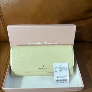 Samantha Thavasa Pastel Yellow Clutch